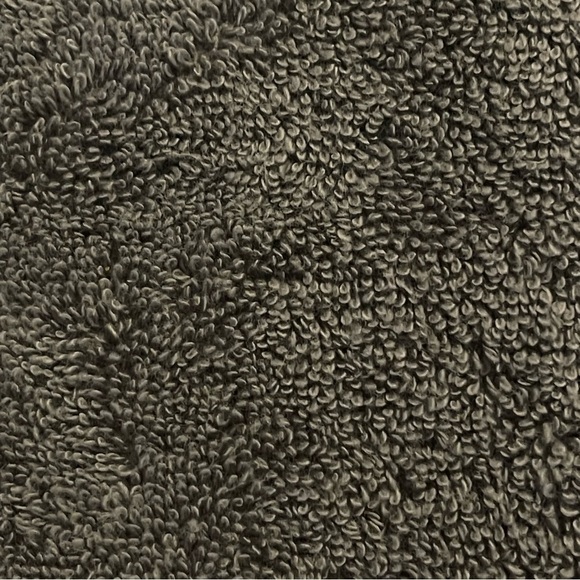 Kate Spade New York Graphite Gray thick soft Bath Towel NWT - Picture 4 of 5